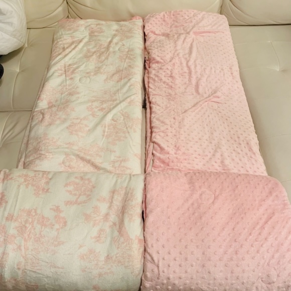 Comforter - Picture 3 of 4